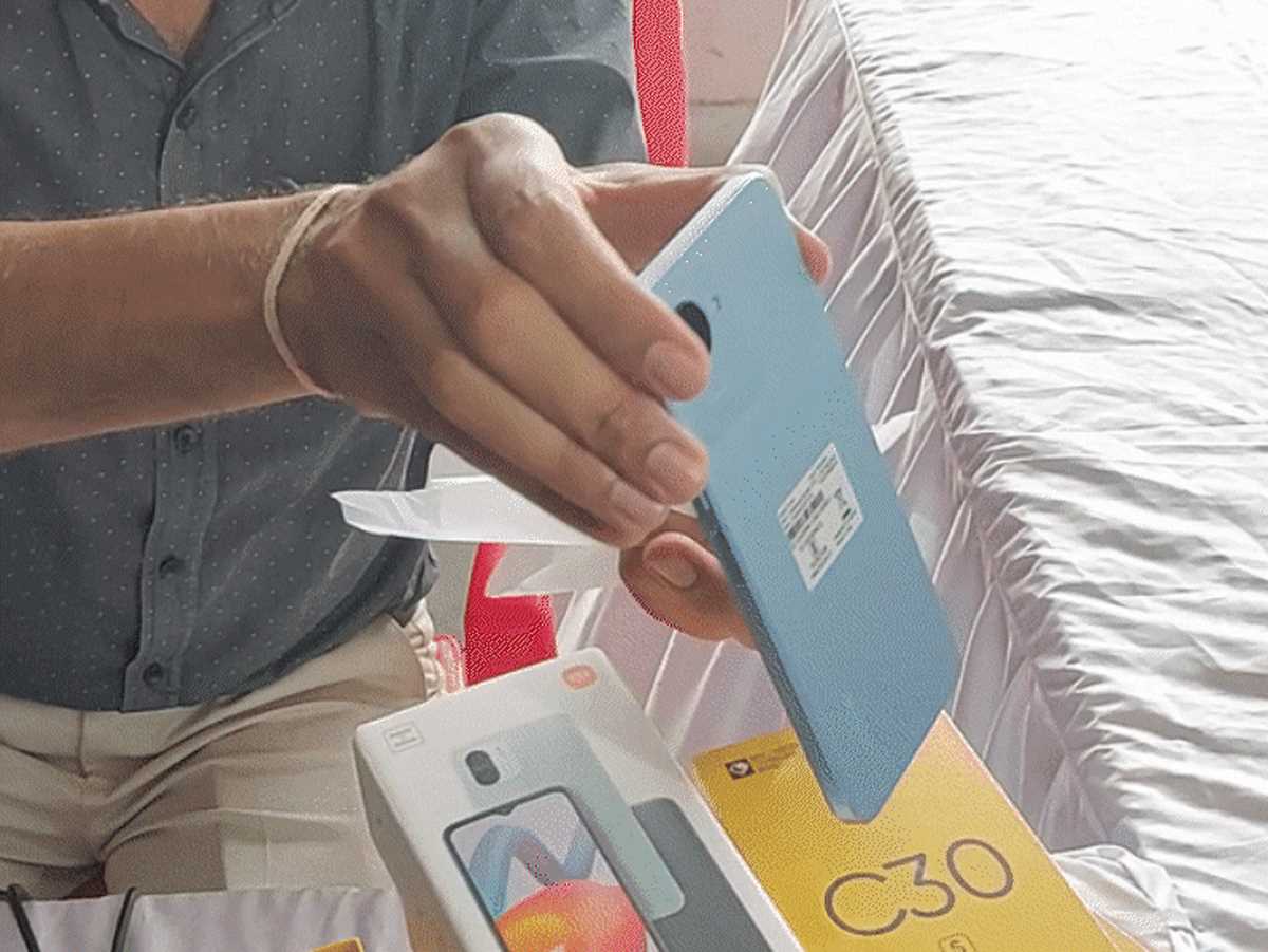 जयपुर में अब तक 1 हजार 346 स्मार्ट फोन का हुआ वितरण